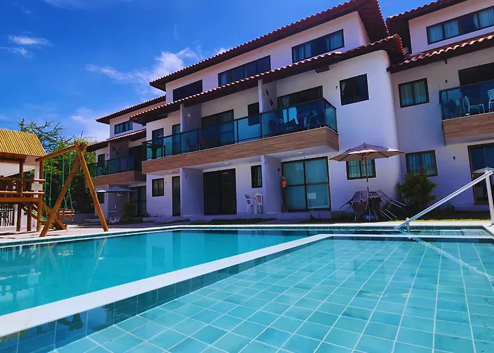 POR011|Apto Amplo com 3 Suítes Próximo à Praia